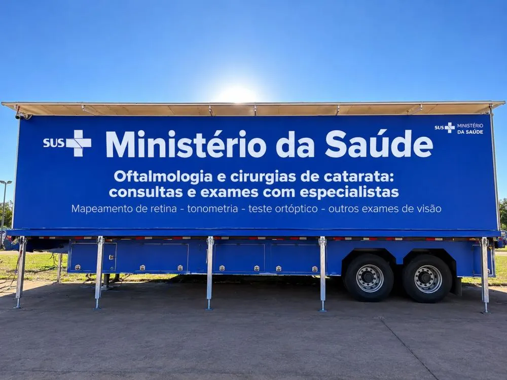 Representante do Ministério da Saúde vistoria Carreta de Oftalmologia e obras de novas unidades do SUS em Alagoinhas